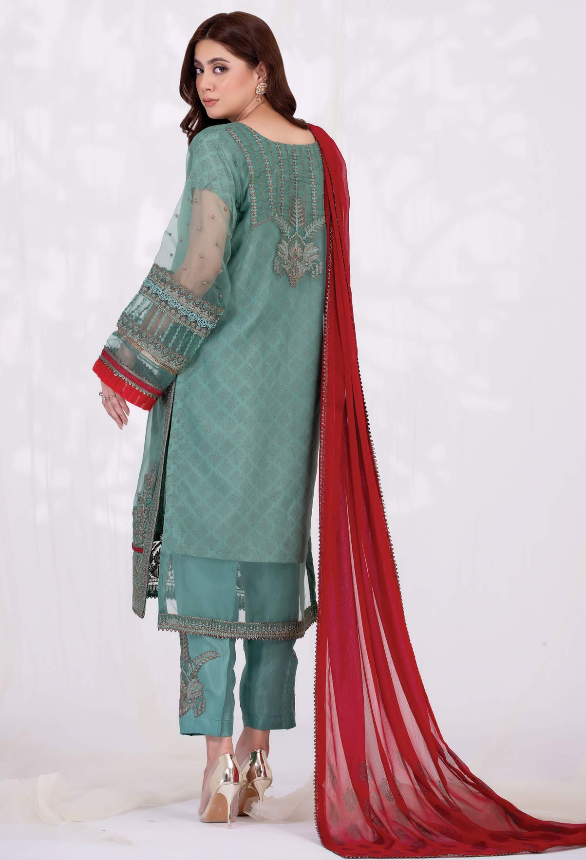 pakistani salwar kameez